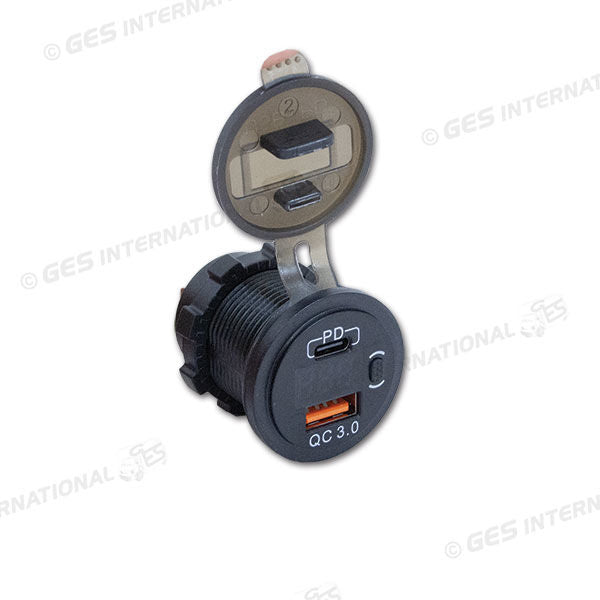 Presa USB • interruttore e display • 12/24 V