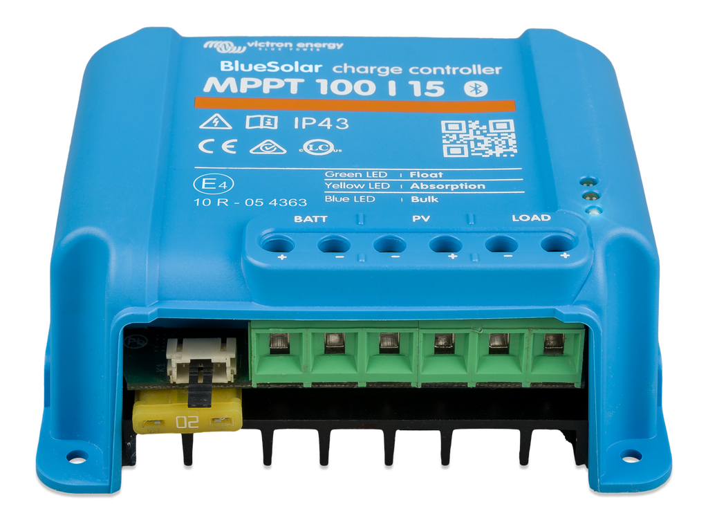 Regolatore MPPT Victron • 100 V / 15 A — vista frontale prospettica